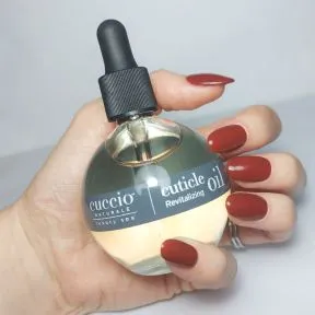 Cuccio Revitalising Cuticle Oil Vanilla & Berry 75ml