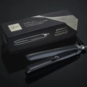 ghd platinum+ hair straightener in black