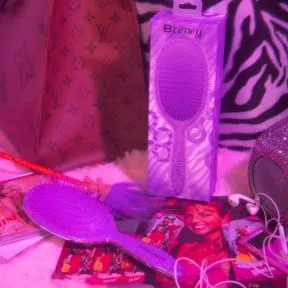 Framar Y2K Detangle Brush - Britney