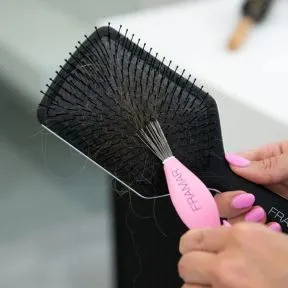 Framar Brush Cleaner - Pink